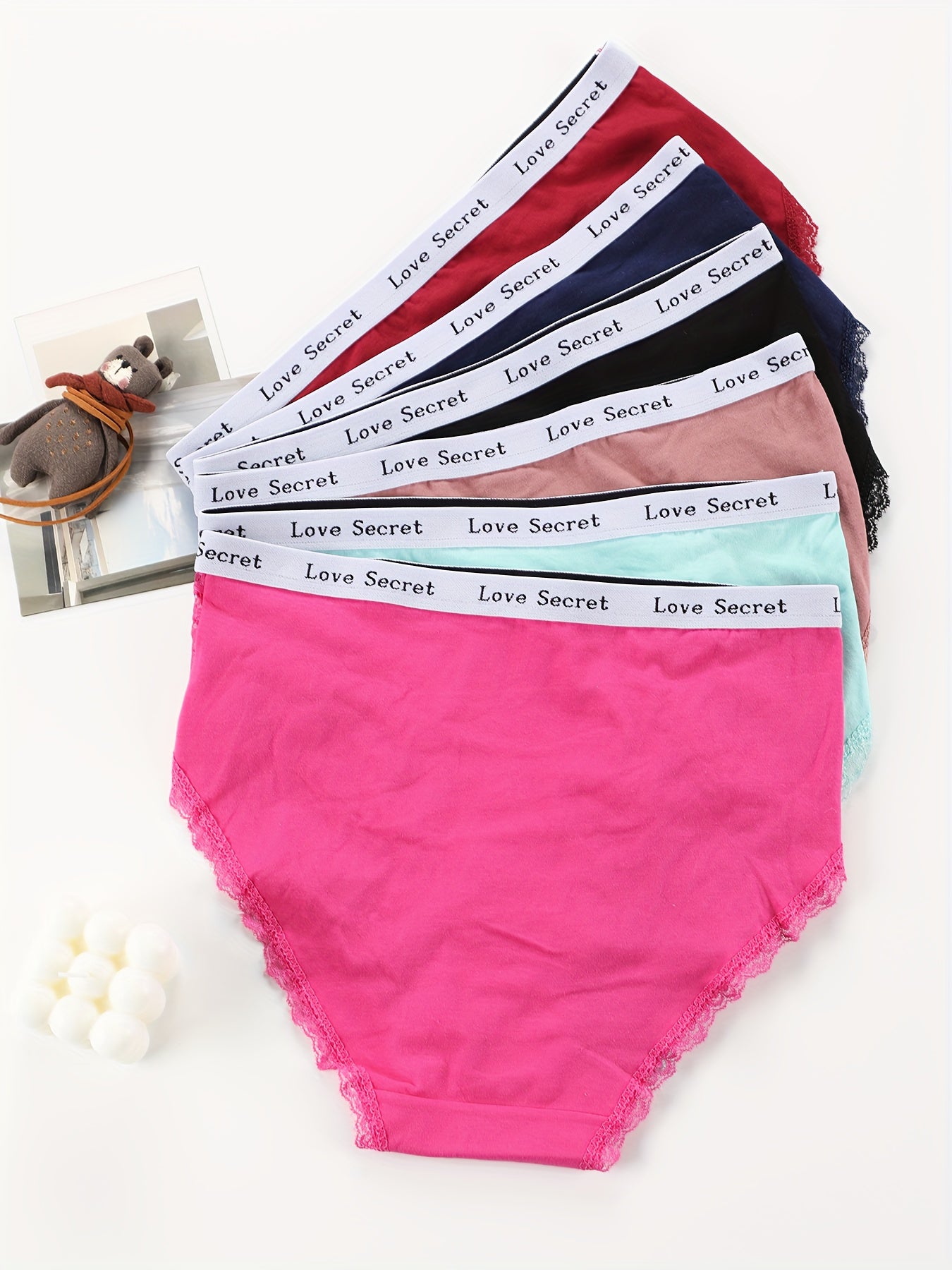 6-Pack Elegant Lace Embroidered Women's Briefs - Soft, Comfortable Mid-Rise Underwear with \